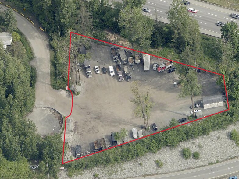 9564 182 St, Surrey, BC à vendre - Photo du bâtiment - Image 2 de 5