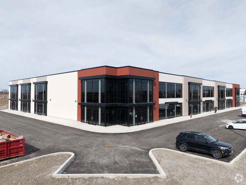 610 Tradewind Dr, Hamilton, ON for sale - Primary Photo - Image 1 of 1