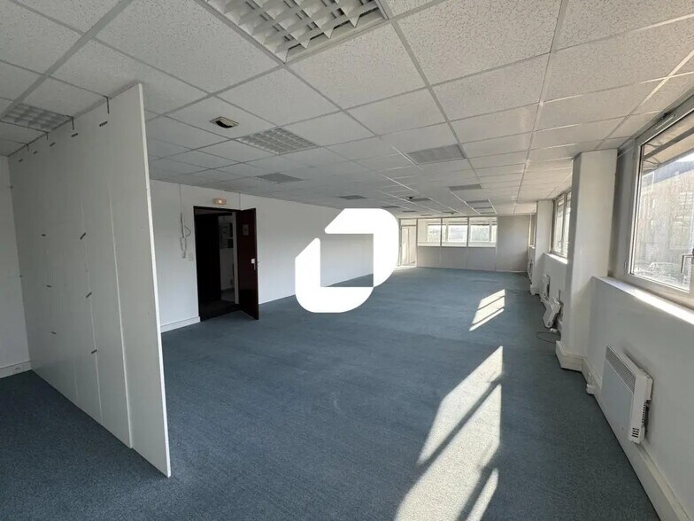 76 Rue De La Plaine Des Bouchers, Strasbourg for sale - Building Photo - Image 3 of 14