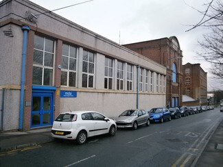 Plus de détails pour Queen Victoria St, Blackburn - Industriel à louer