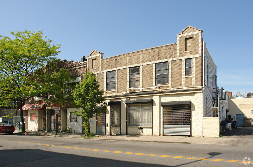 23 Mount Vernon Ave, Mount Vernon, NY à vendre - Photo du bâtiment - Image 1 de 18