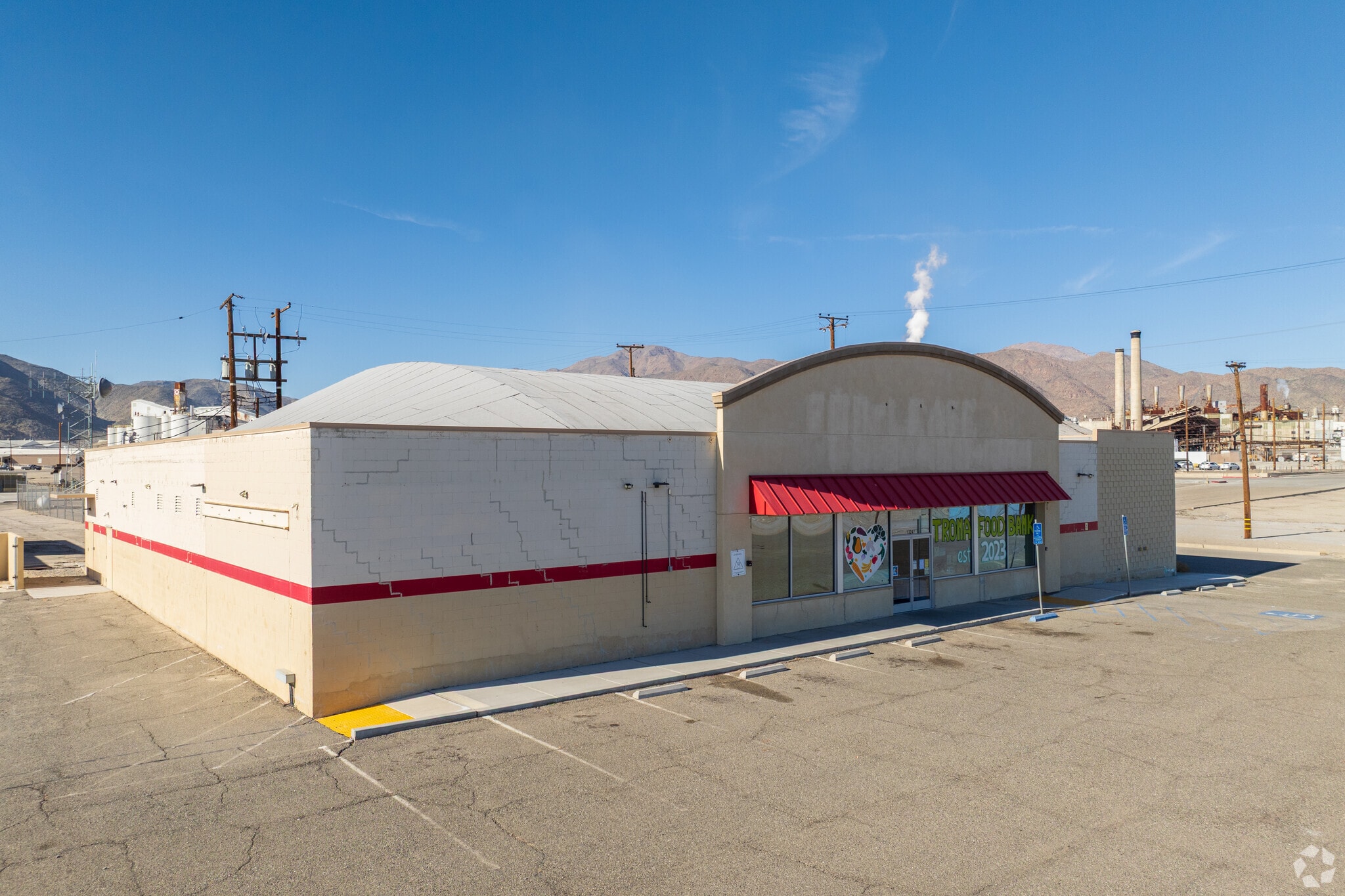 13247 Jones St, Trona, CA for sale Primary Photo- Image 1 of 44