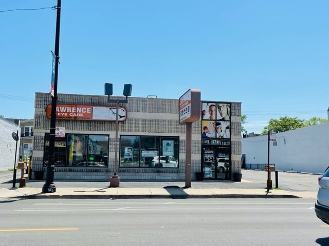 3711 W Lawrence Ave, Chicago, IL à louer - Photo du bâtiment - Image 3 de 7