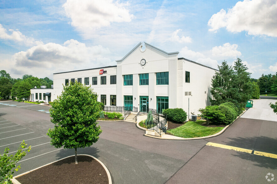 795 Horsham Rd, Horsham, PA for sale - Building Photo - Image 1 of 1