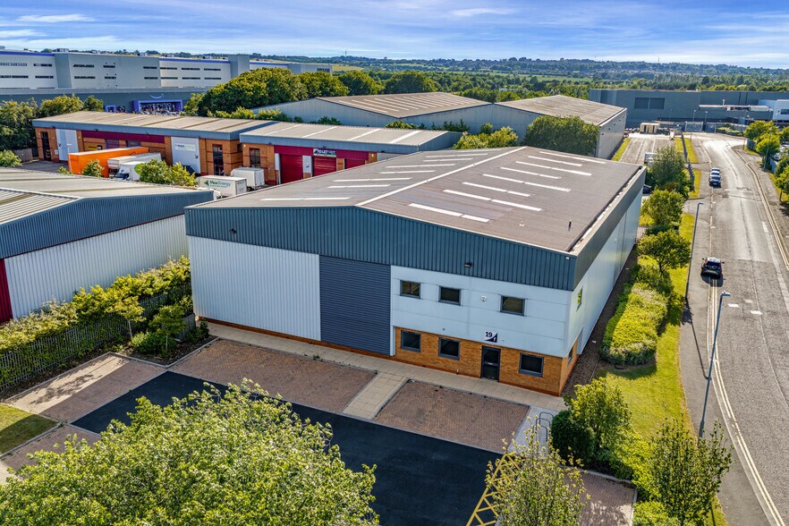 19f White Rose Way, Gateshead à louer - Photo du bâtiment - Image 1 de 13