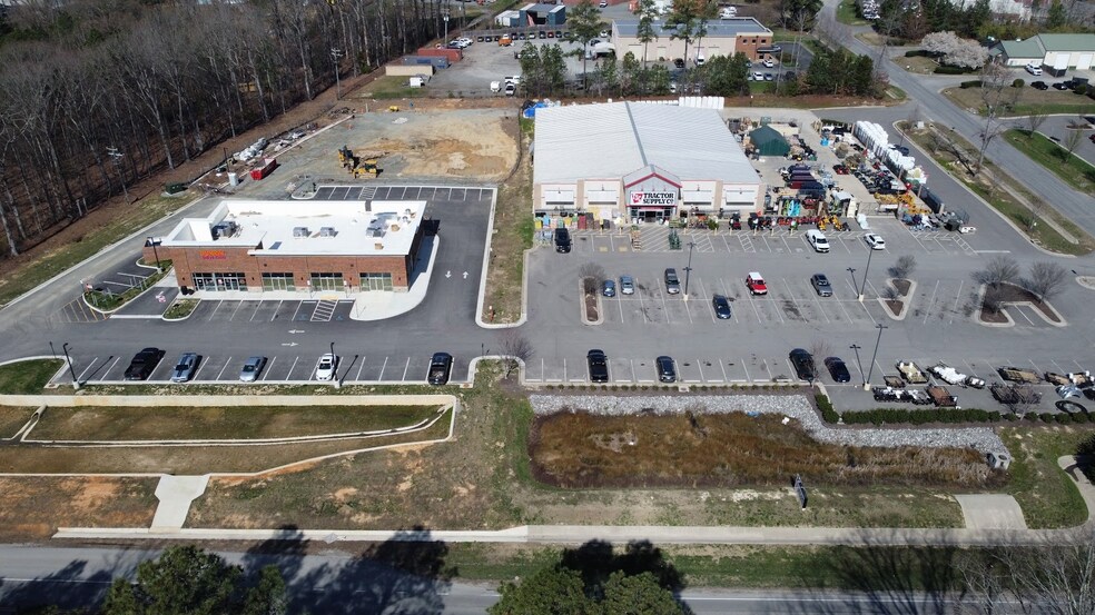 2070 Ashland Rd, Rockville, VA à louer - Photo du bâtiment - Image 2 de 13