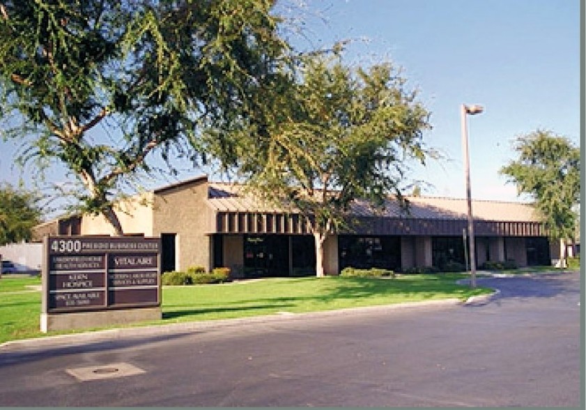 4300 Stine Rd, Bakersfield, CA for lease - Primary Photo - Image 2 of 3