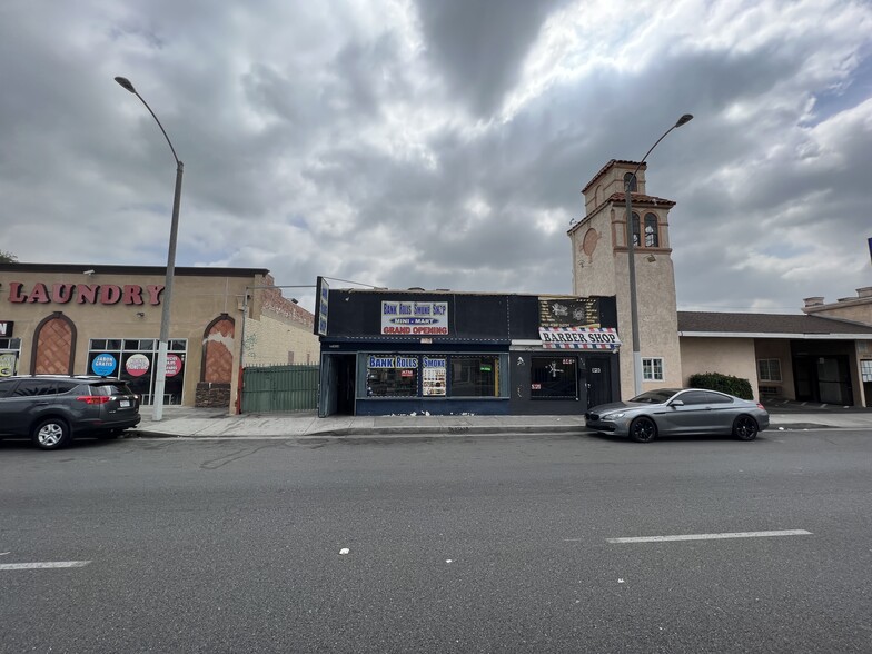 11916 Long Beach Blvd, Lynwood, CA à vendre - Photo du bâtiment - Image 1 de 1