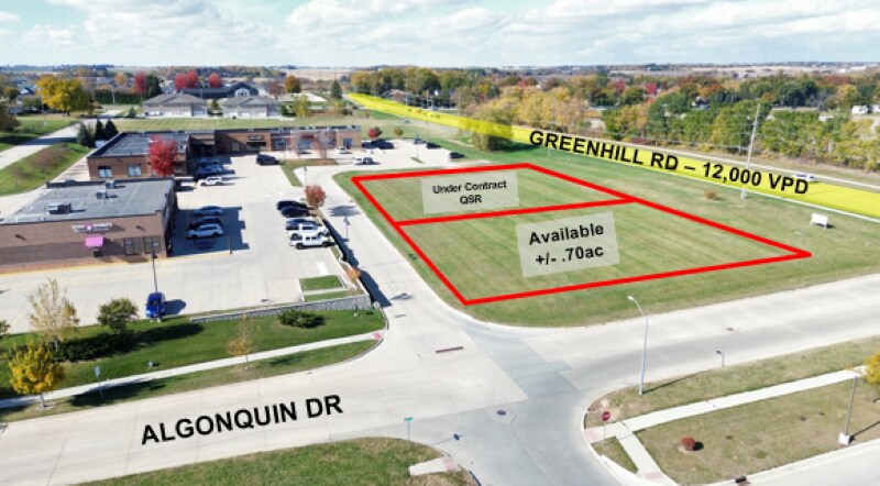 Greenhill Road & Algonquin Drive, Cedar Falls, IA à vendre - Photo du bâtiment - Image 2 de 4