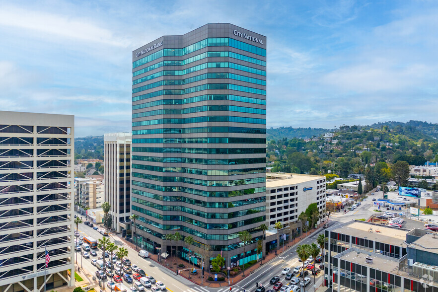 15260 Ventura Blvd, Sherman Oaks, CA à louer - Photo du bâtiment - Image 3 de 14