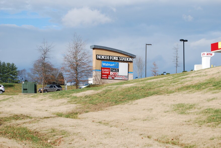 7340 Norris Fwy, Knoxville, TN à vendre - Photo du bâtiment - Image 3 de 6