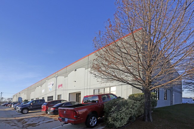 More details for 900 Port America Pl, Grapevine, TX - Industrial for Lease