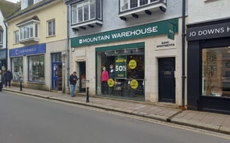 Plus de détails pour 18 Duke St, Dartmouth - Commerce de détail à louer