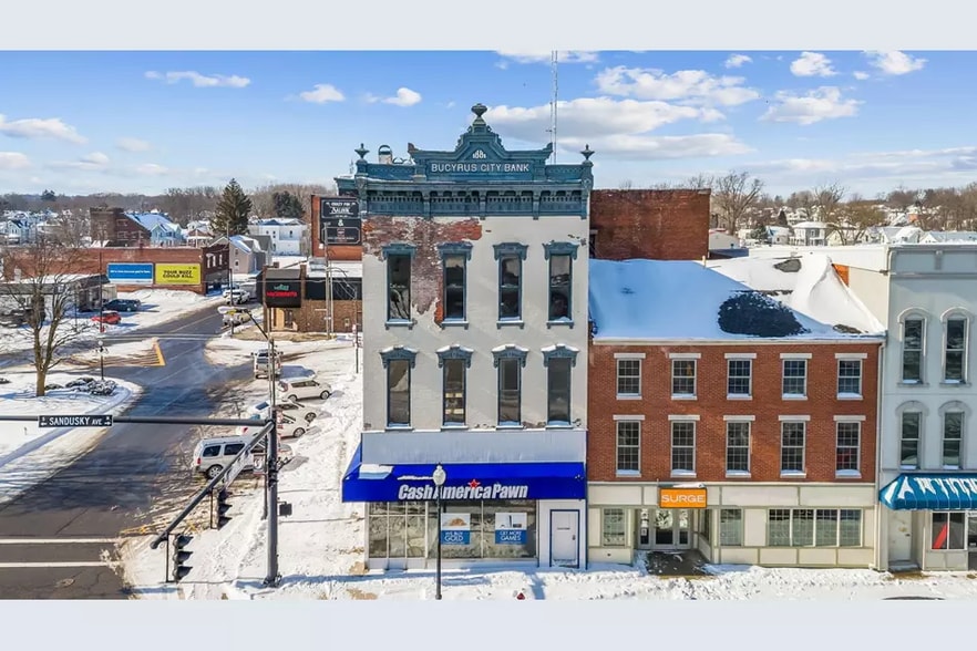 101 N Sandusky Ave, Bucyrus, OH à vendre - Photo du bâtiment - Image 3 de 7
