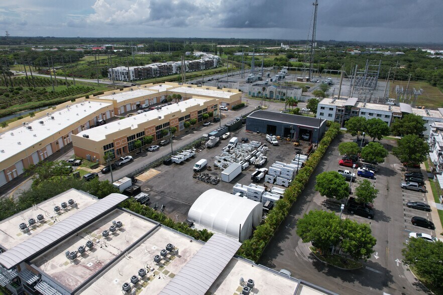 13060 SW 248th St, Homestead, FL à vendre - Photo du bâtiment - Image 3 de 8