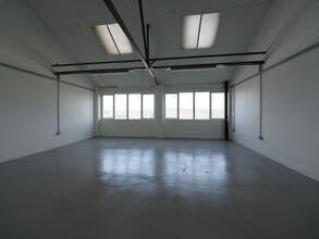 Lawley St, Stoke On Trent for lease Interior Photo- Image 2 of 3