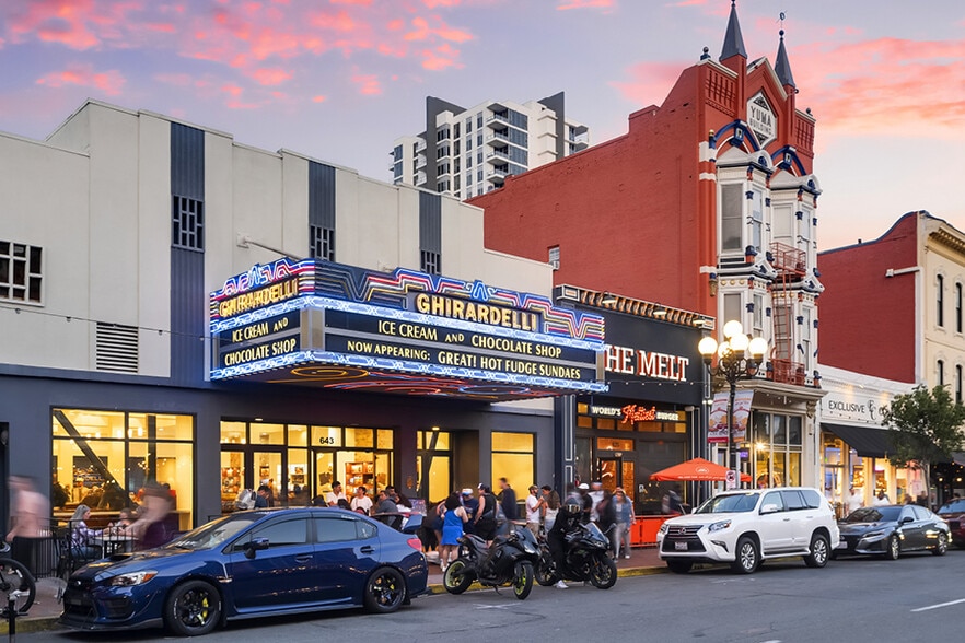 Urban Collective portfolio of 3 properties for sale on LoopNet.ca - Building Photo - Image 1 of 6