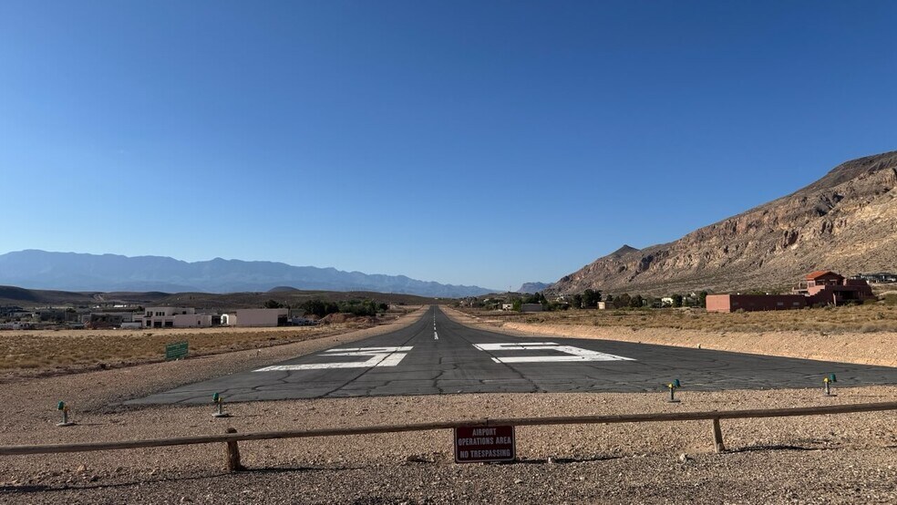 1403 W 4490 S, Hurricane, UT à vendre - Photo du bâtiment - Image 3 de 15