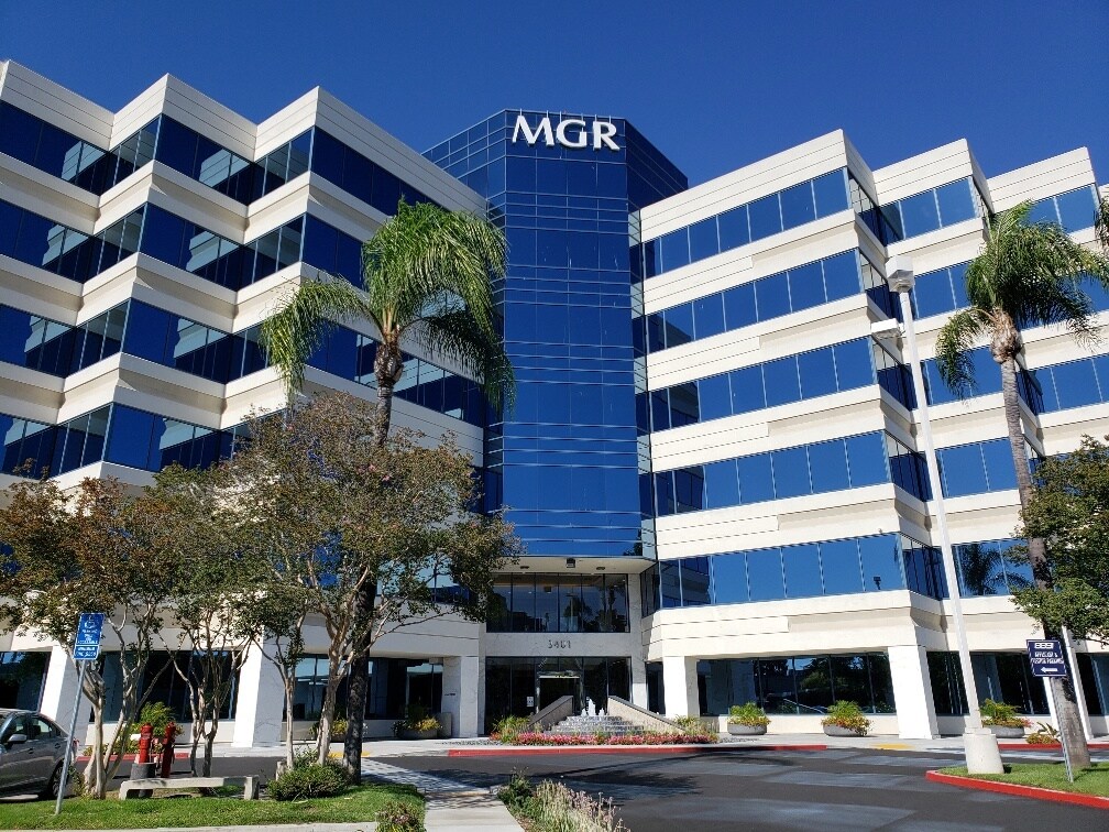 3401 Centrelake Dr, Ontario, CA à louer Photo principale- Image 1 de 10