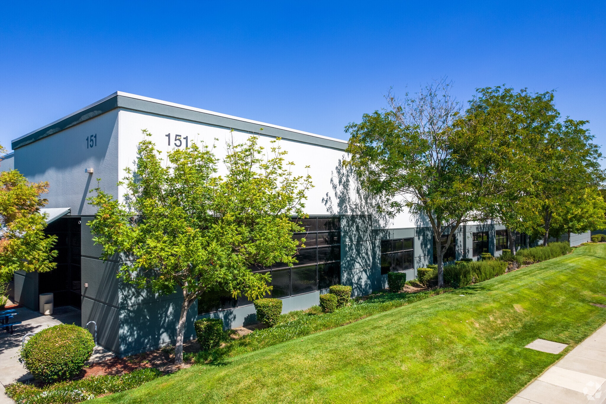 151 Lawrence Dr, Livermore, CA for lease Primary Photo- Image 1 of 6