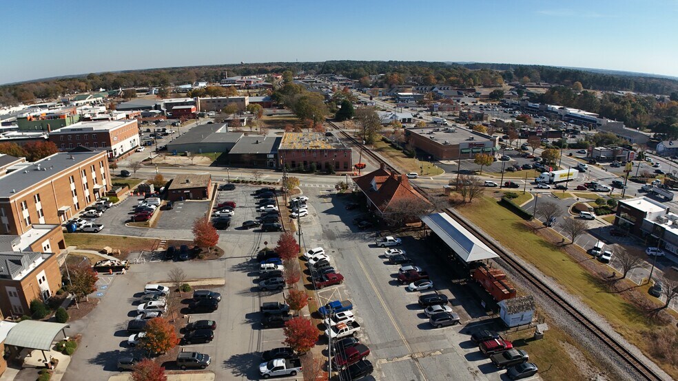 13 N Broad St, Winder, GA à vendre - Photo du bâtiment - Image 2 de 19
