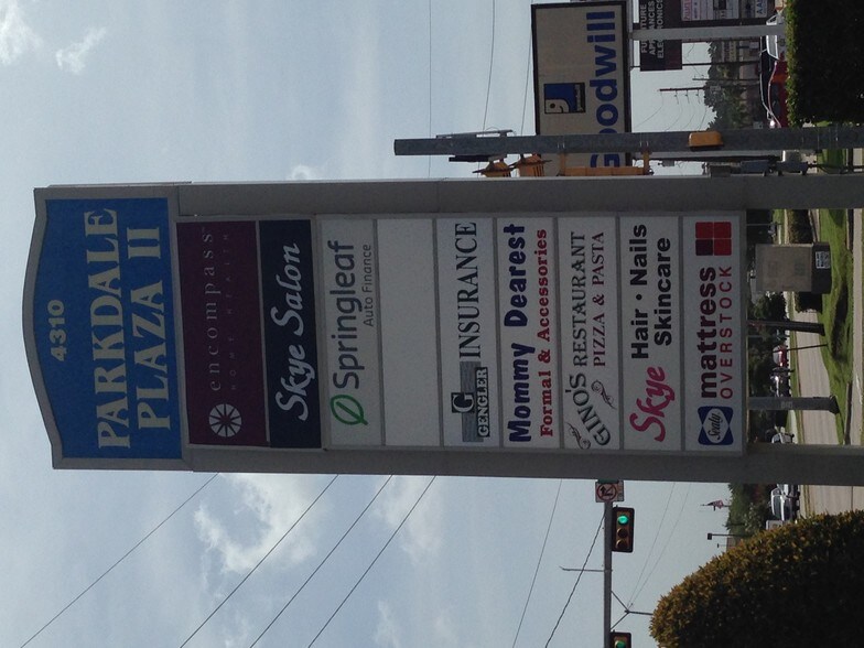 4310 Dowlen Rd, Beaumont, TX à louer - Photo du bâtiment - Image 2 de 2