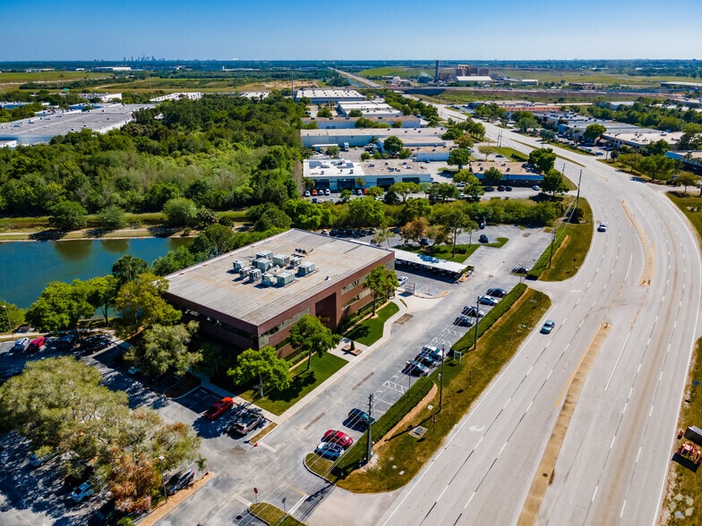 12425 28th St N, Saint Petersburg, FL for lease - Aerial - Image 3 of 44