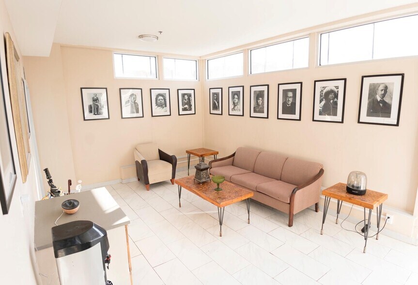 5141-5153 Belfield Ave, Philadelphia, PA à vendre - Photo du bâtiment - Image 3 de 12