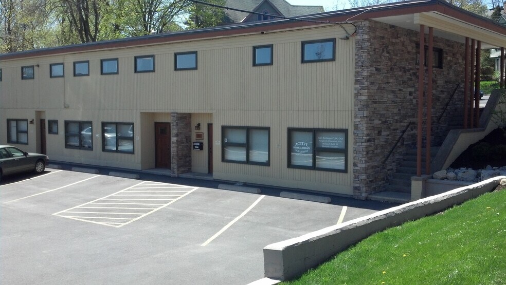 42 Westlake Ave, Auburn, NY à louer - Photo du bâtiment - Image 3 de 11