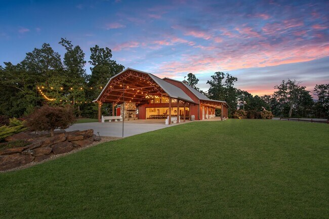 Plus de détails pour 6572 Burkemont Rd, Morganton, NC - Spécialité à vendre
