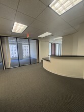 523 W 6th St, Los Angeles, CA for lease Interior Photo- Image 2 of 2