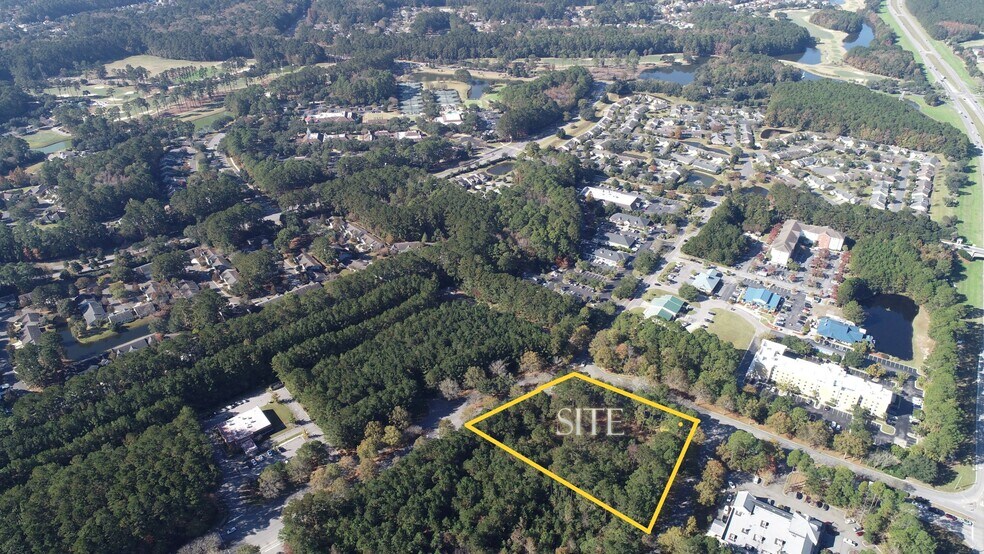 124 Okatie Center Blvd S, Bluffton, SC à vendre - Photo du bâtiment - Image 2 de 3