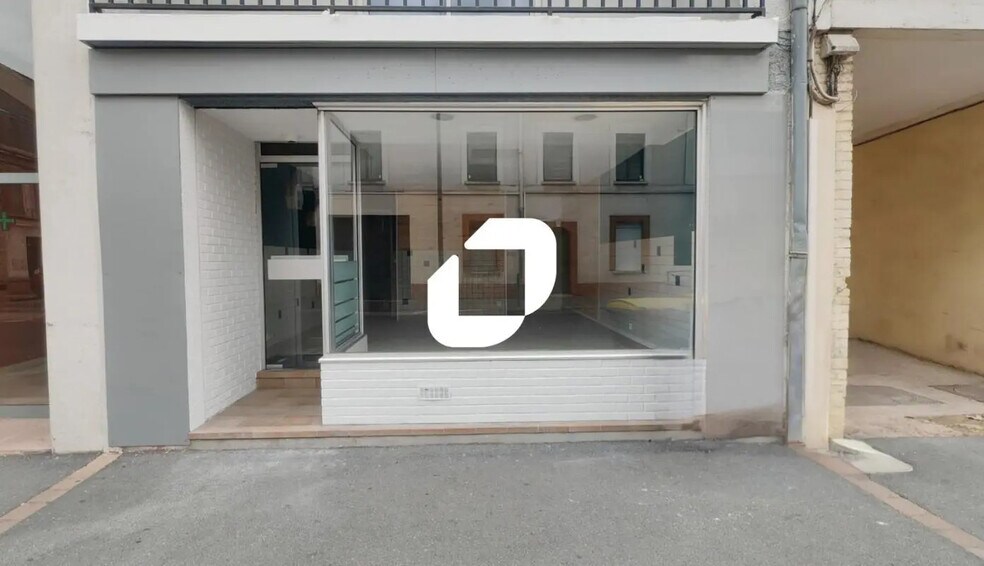 77 Avenue Jean Jaurès, Reims à louer - Photo du bâtiment - Image 2 de 4