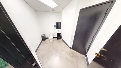 3201 Atlanta Industrial Pky NW, Atlanta, GA for lease Interior Photo- Image 2 of 5