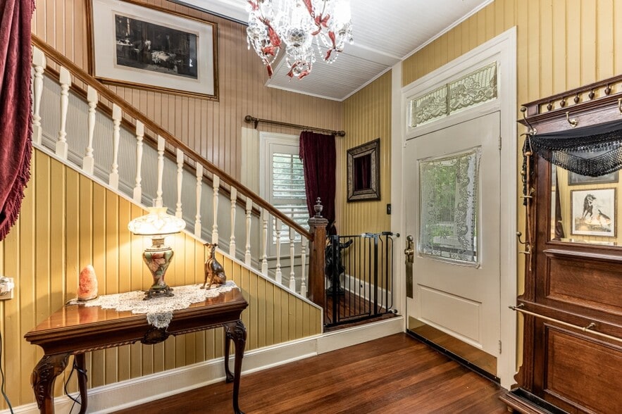 455 Gibbs St, New Waverly, TX à vendre - Photo intérieure - Image 3 de 6