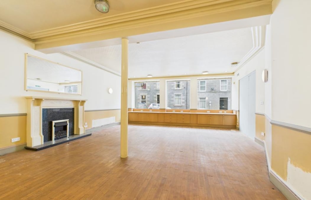 29-35 Esslemont Ave, Aberdeen for lease Interior Photo- Image 1 of 4