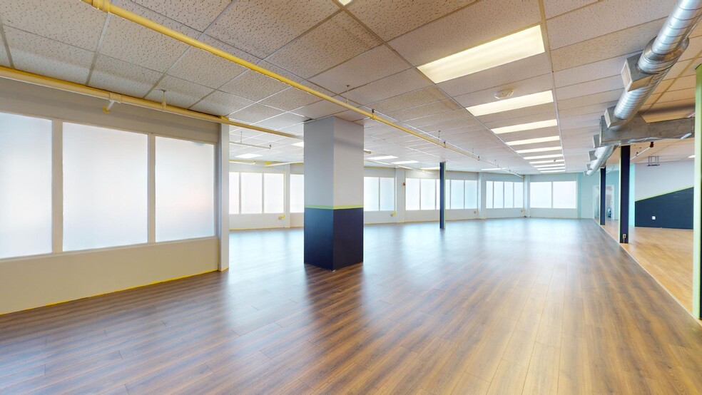 1426 Hartford Ave, Johnston, RI for lease - Interior Photo - Image 2 of 8