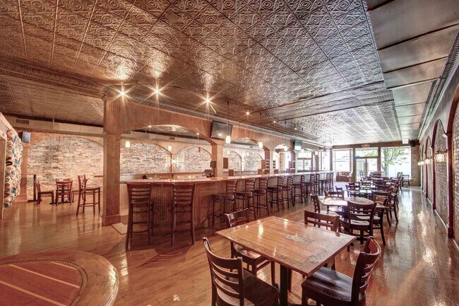 Plus de détails pour 302 Main St, Columbia, NC - Industriel à vendre