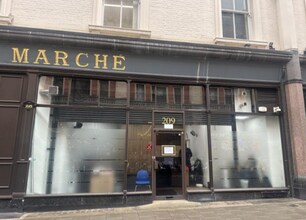 209 Ferndale Rd, London for lease Building Photo- Image 1 of 1