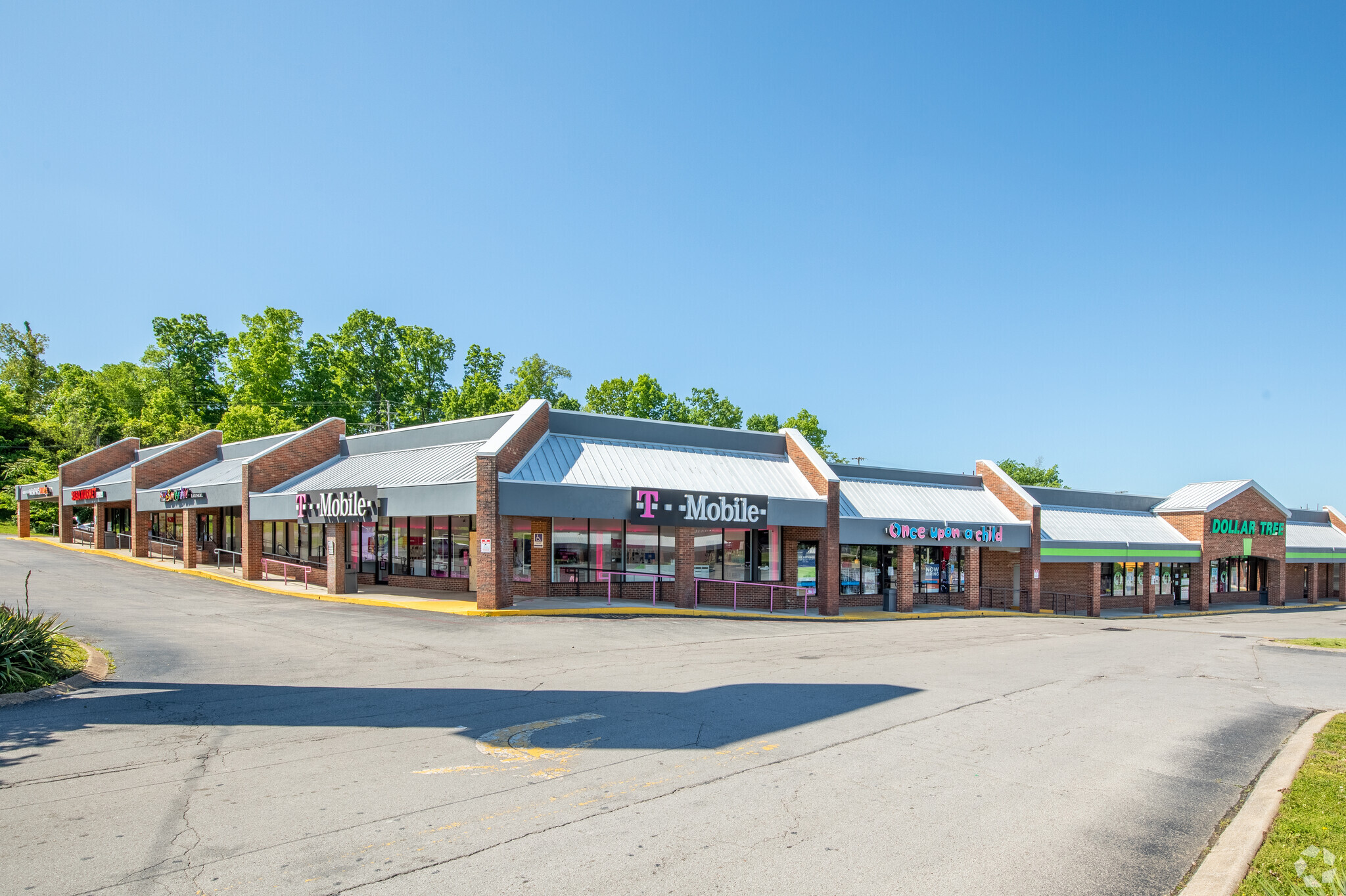 5316-5380 Mount View Rd, Antioch, TN for lease Primary Photo- Image 1 of 18