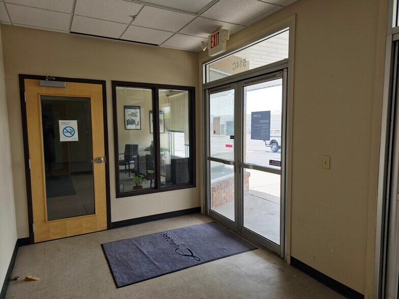514 E Pershing Ave, Riverton, WY à louer - Photo du bâtiment - Image 2 de 13