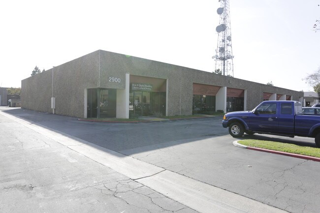 More details for 2900-2922 W Pendleton Ave, Santa Ana, CA - Industrial for Lease