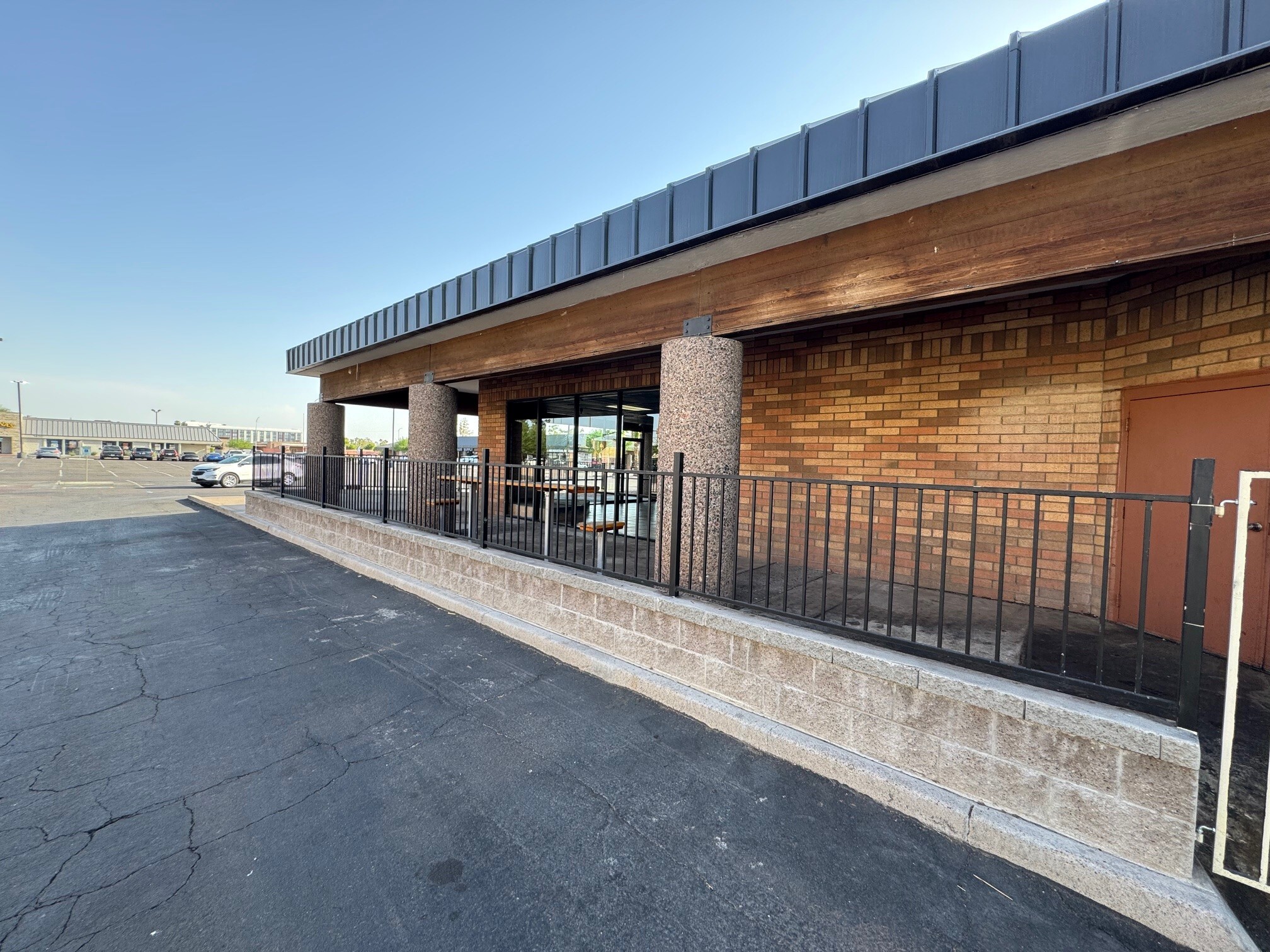 1440 S Country Club Dr, Mesa, AZ for lease Interior Photo- Image 1 of 1