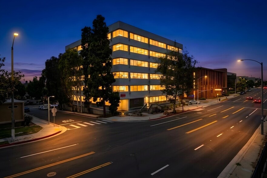 301 N Prairie Ave, Inglewood, CA for sale - Building Photo - Image 3 of 24