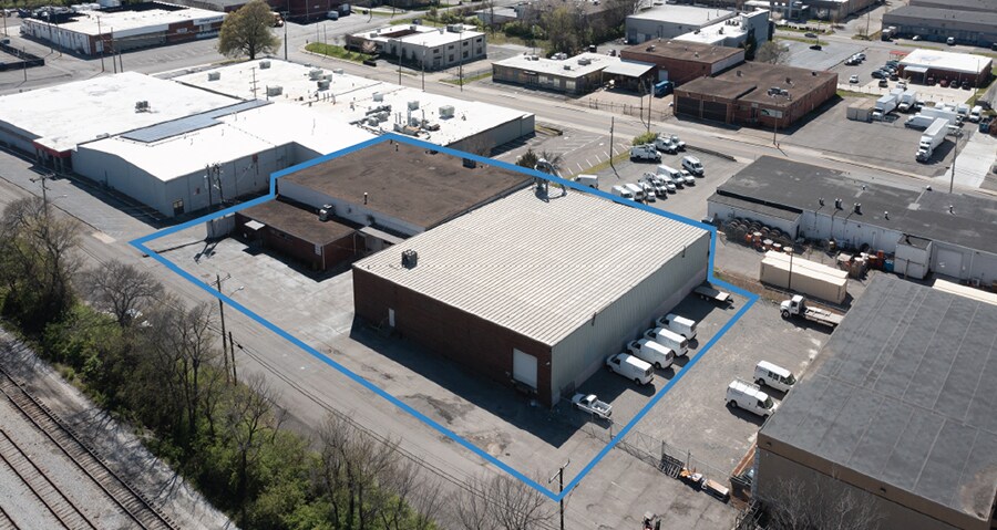 2949 Armory Dr, Nashville, TN à louer - Photo du bâtiment - Image 2 de 33
