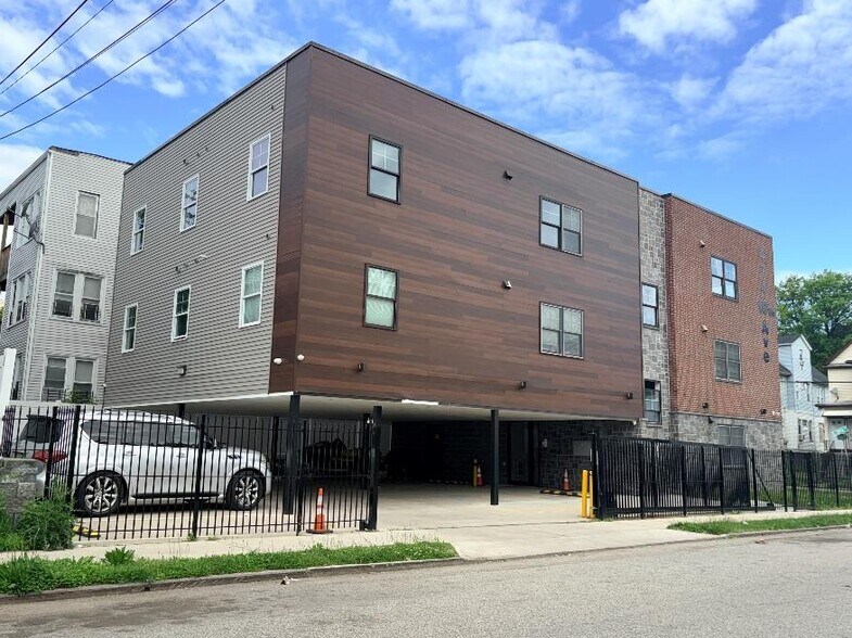 474 10th Ave, Paterson, NJ à vendre - Photo du bâtiment - Image 2 de 2