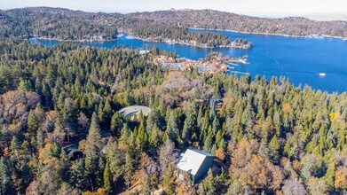 365 Mittry Ln, Lake Arrowhead, CA - Aérien  Vue de la carte