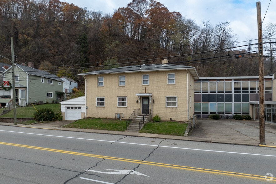 787 Freeport Rd, Creighton, PA for sale - Building Photo - Image 2 of 4