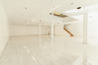 434-438 Grant Ave, San Francisco, CA for lease Interior Photo- Image 1 of 15