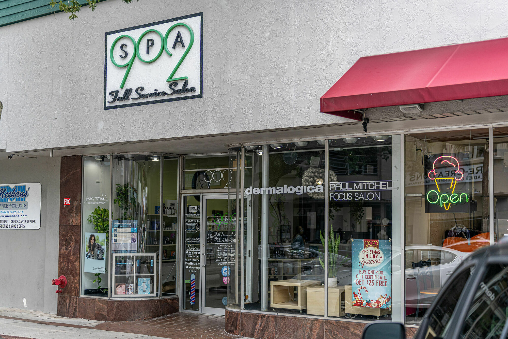 902 E New Haven Ave, Melbourne, FL à louer Photo principale- Image 1 de 24